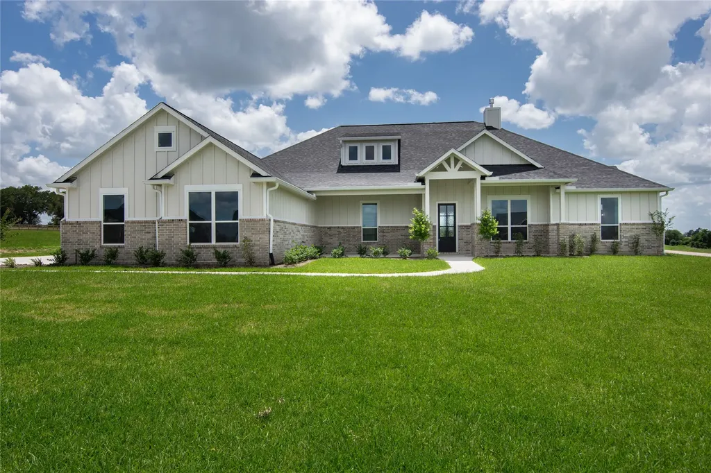 1483 Bluebonnet Ridge Drive Chappell Hill TX 77426