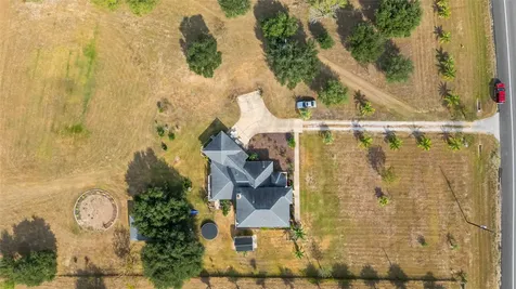 12075 Fm 359 Road Hempstead TX 77445