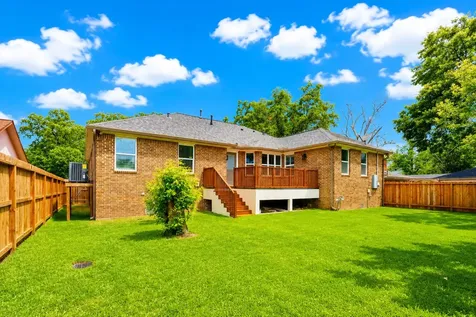 7214 Deep Forest Drive Houston TX 77088