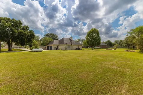 6311 Cheridan Circle Richmond TX 77406
