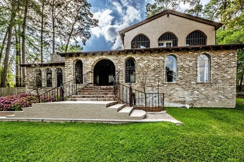 602 Rolling Hills Road Huntsville TX 77340