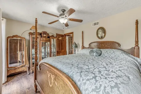 602 Rolling Hills Road Huntsville TX 77340