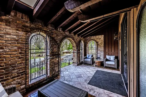 602 Rolling Hills Road Huntsville TX 77340