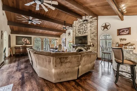 602 Rolling Hills Road Huntsville TX 77340