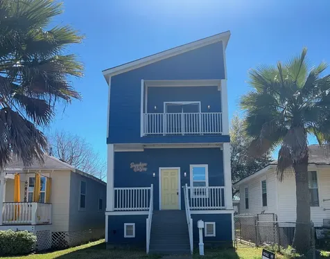 4123 Avenue M 1/2 Galveston TX 77550