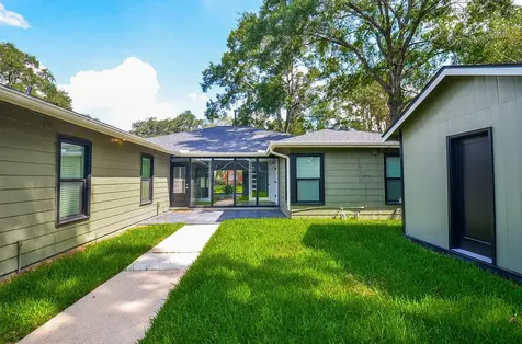 3702 Charleston Street Houston TX 77021