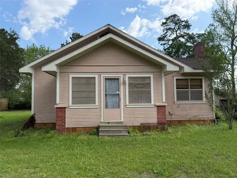 1260 E Avenue L Silsbee TX 77656