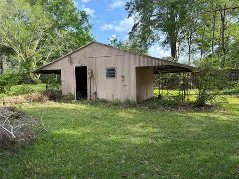 1260 E Avenue L Silsbee TX 77656