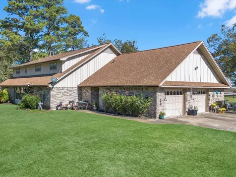 17431 Fm 2100 Road Crosby TX 77532