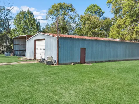 17431 Fm 2100 Road Crosby TX 77532