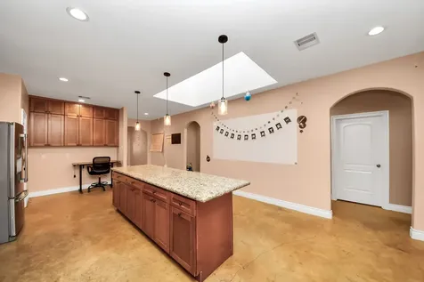 1202 Niagara Street Houston TX 77051