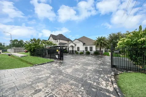 1202 Niagara Street Houston TX 77051