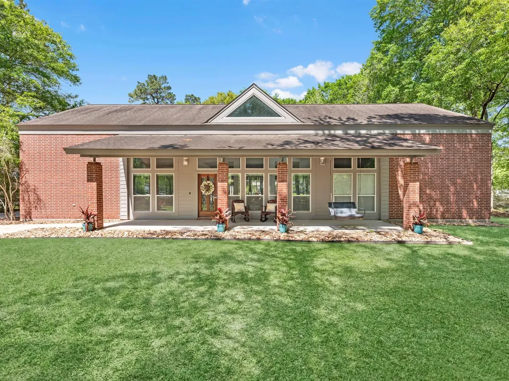 715 Commons Lakeview Drive Huffman TX 77336