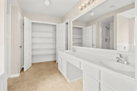 6113 Larrycrest Drive Pearland TX 77584