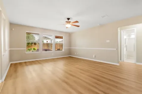6113 Larrycrest Drive Pearland TX 77584