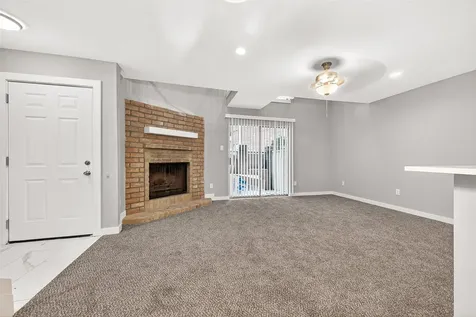 2800 Jeanetta Street 1602 Houston TX 77063