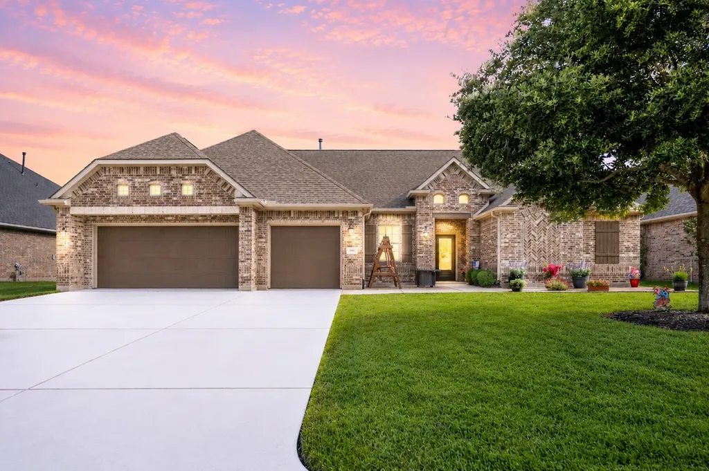 165 Waterstone Drive Montgomery TX 77356