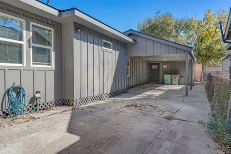 430 N Hutcheson Street Houston TX 77003