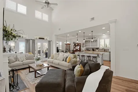 215 Lokai Street Tiki Island TX 77554