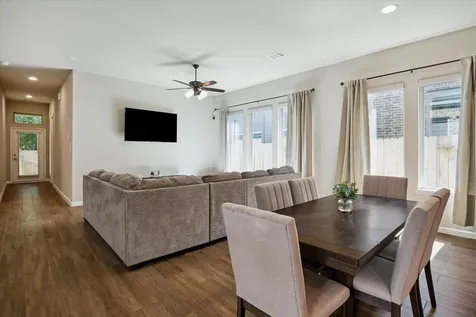 388 Rise Lane Montgomery TX 77316