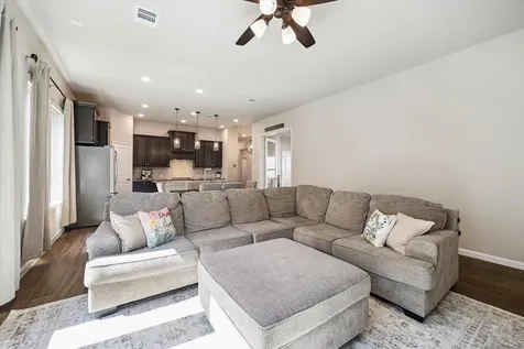 388 Rise Lane Montgomery TX 77316
