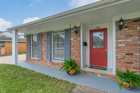2601 Briarhurst Drive Houston TX 77057