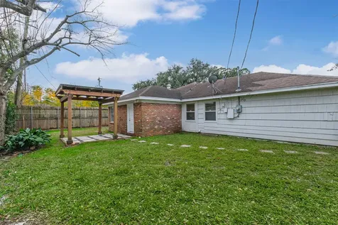 2601 Briarhurst Drive Houston TX 77057