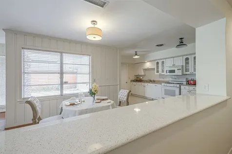 2601 Briarhurst Drive Houston TX 77057