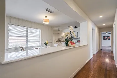 2601 Briarhurst Drive Houston TX 77057