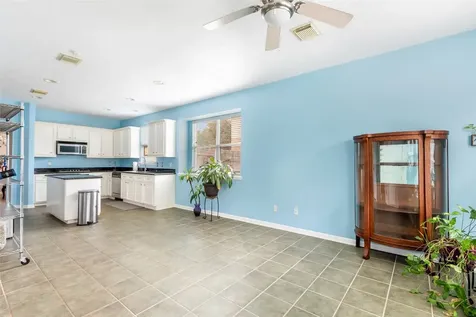 3504 Oak Landing Conroe TX 77304