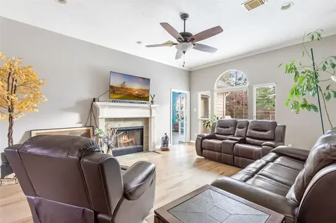 3504 Oak Landing Conroe TX 77304