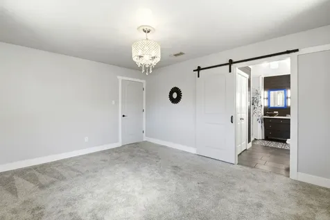 101 W Larkspur Drive Alvin TX 77511