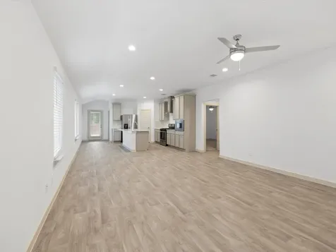 12733 Ermine Street Houston TX 77047
