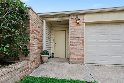 8327 Spring Wind Drive Houston TX 77040