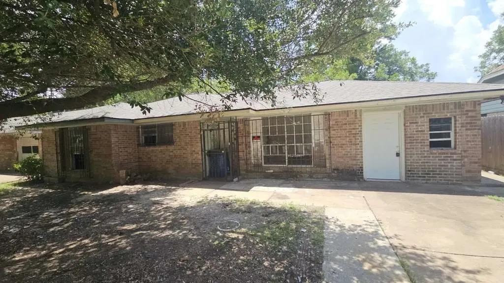 4502 Charriton Drive Houston TX 77039