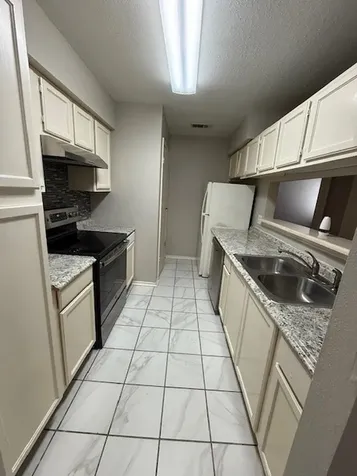 14550 Fonmeadow Drive 1002 Houston TX 77035