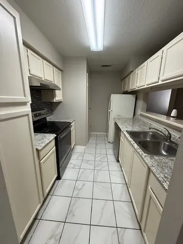 14550 Fonmeadow Drive 1002 Houston TX 77035