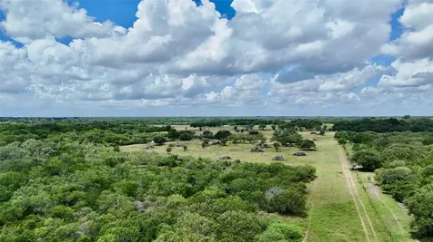 74 Acres County Road 312 Hallettsville TX 77964