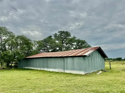 74 Acres County Road 312 Hallettsville TX 77964