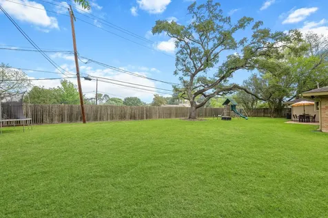 5242 Sanford Road Houston TX 77035