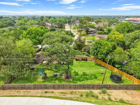 5242 Sanford Road Houston TX 77035