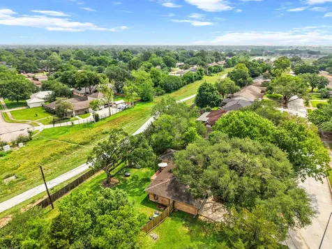 5242 Sanford Road Houston TX 77035
