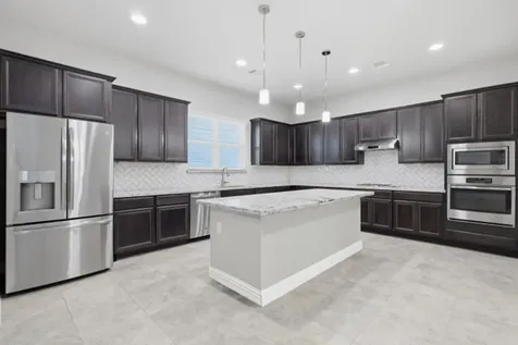 7915 Stratford Hall Drive Rosharon TX 77583