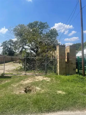 7317 Roswell Street Houston TX 77022