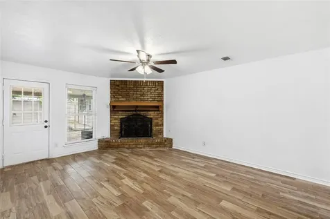 11715 Alamo Drive La Porte TX 77571