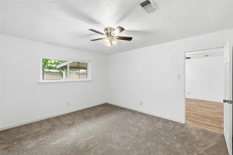 11715 Alamo Drive La Porte TX 77571