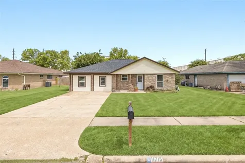 11715 Alamo Drive La Porte TX 77571