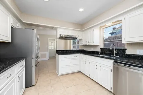 3323 Woodbriar Drive Houston TX 77068
