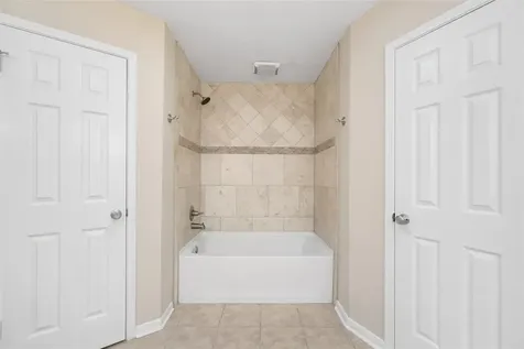 3323 Woodbriar Drive Houston TX 77068