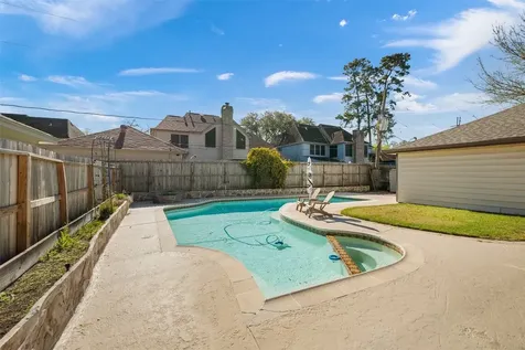 3323 Woodbriar Drive Houston TX 77068